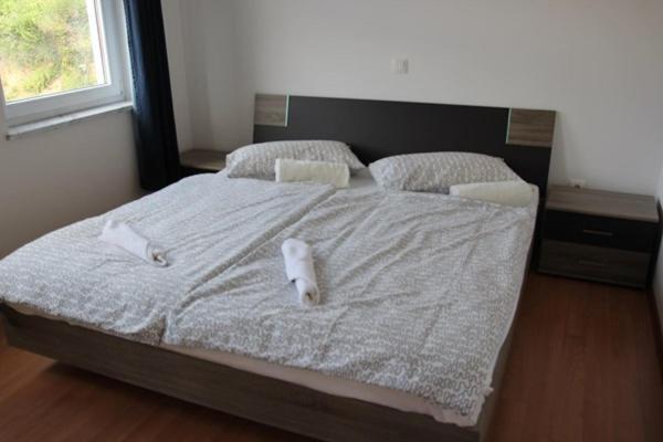 Ara-Marina Apartment Baska  Bagian luar foto