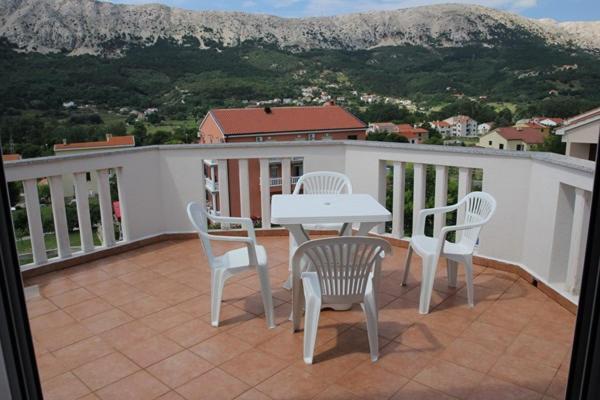 Ara-Marina Apartment Baska  Bagian luar foto